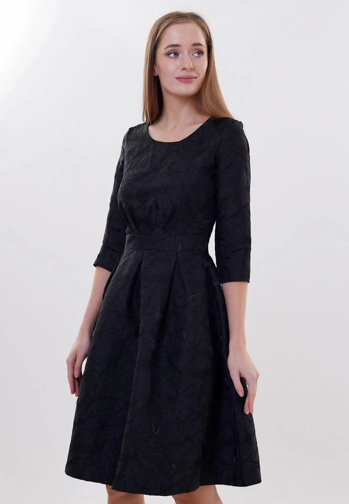 Madam-T AHNA - Robe De Jour - Neue Fragen 7 Madam-T AHNA - Robe De Jour - Neue Fragen – Image 7