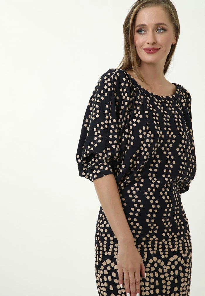 Madam-T Robe Fourreau - Black 5 Madam-T Robe Fourreau - Black – Image 5