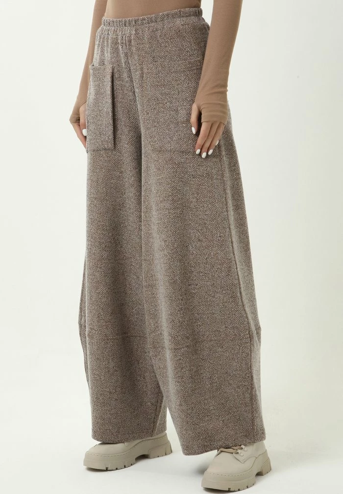 Madam-T CABULA - Pantalon Classique - Beige 4 Madam-T CABULA - Pantalon Classique - Beige – Image 4