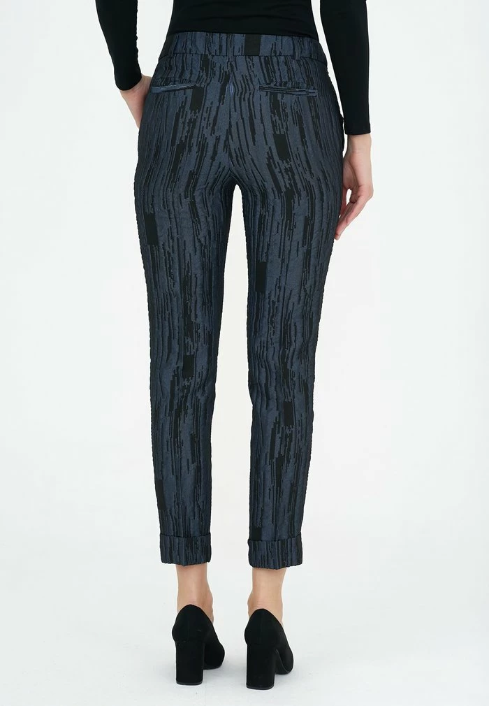 Madam-T MARIO - Pantalon Classique - Schwarz/blau 3 Madam-T MARIO - Pantalon Classique - Schwarz/blau – Image 3