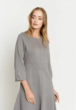 Madam-T Robe En Jersey - Grau 11 Madam-T Robe En Jersey - Grau -Madam-T Soldes 2022 6a2f1373eb5c4729befdd56caa31d3e0