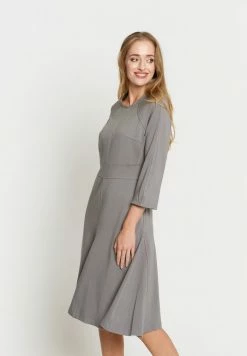 Madam-T Robe En Jersey - Grau 10 Madam-T Robe En Jersey - Grau -Madam-T Soldes 2022 6a6c9db4e95c436a8b1a0969b3cffdcc