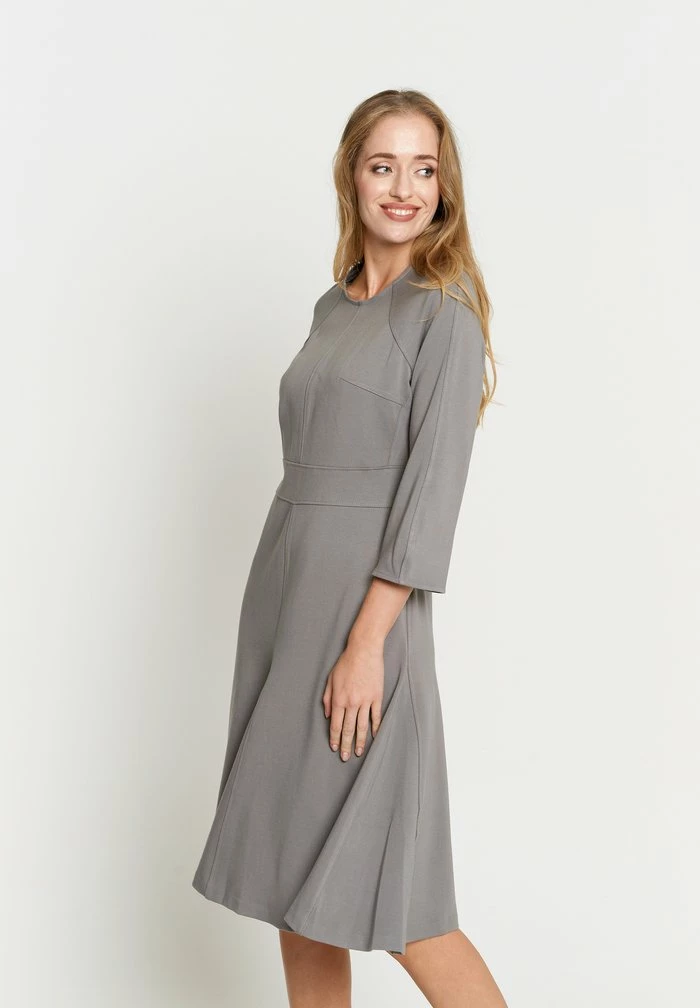 Madam-T Robe En Jersey - Grau 4 Madam-T Robe En Jersey - Grau – Image 4