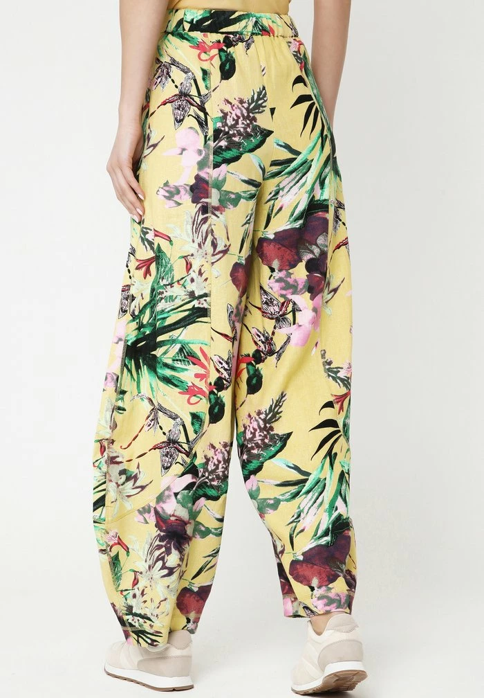 Madam-T Pantalon Classique - Gelbgrün 3 Madam-T Pantalon Classique - Gelbgrün – Image 3