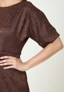 Madam-T ALLTAGS ALTEA - Robe De Soirée - Hellbraun -Madam-T Soldes 2022 6e2d3e4f1ddd4082a3d32f429a921180