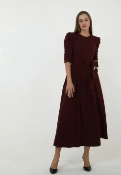 Madam-T ANGE - Robe Longue - Kastanienbraun -Madam-T Soldes 2022 6ecc55256db14ed6a16284ef2f909531