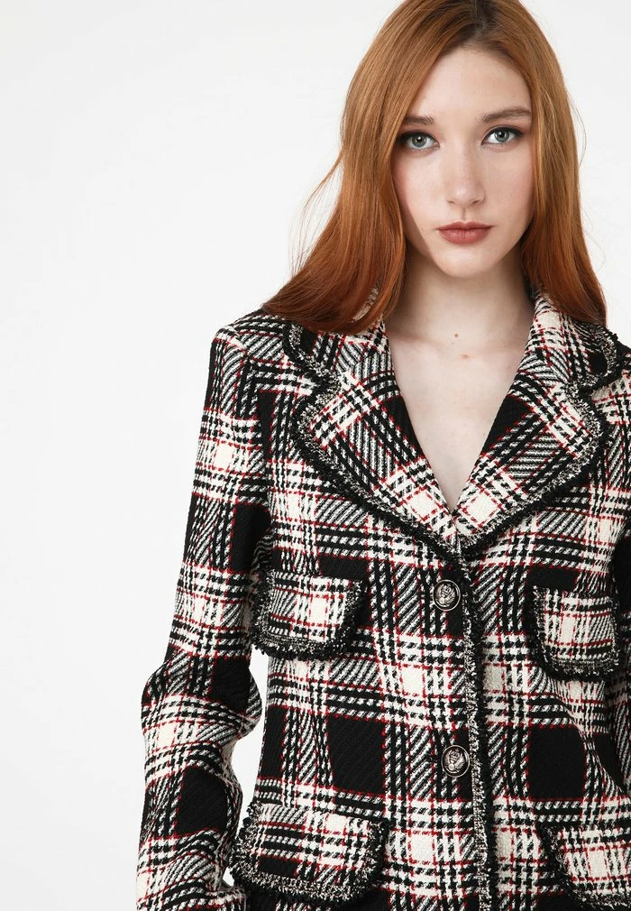 Madam-T Blazer - Schwarz/ Milchig 4 Madam-T Blazer - Schwarz/ Milchig – Image 4