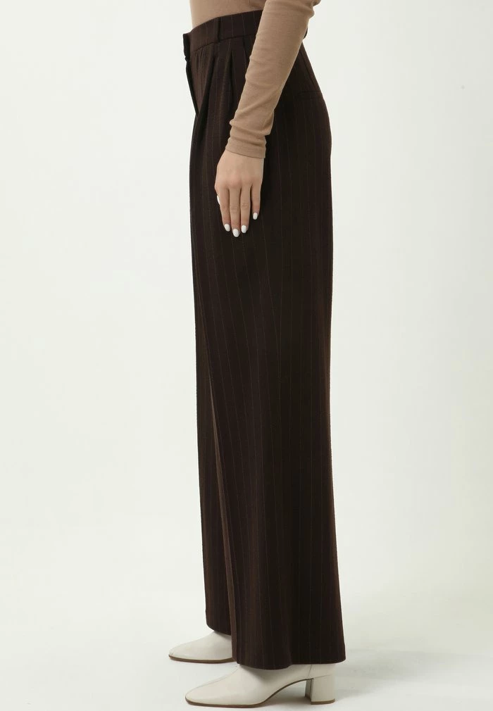 Madam-T KRUZA - Pantalon Classique - Braun 6 Madam-T KRUZA - Pantalon Classique - Braun – Image 6