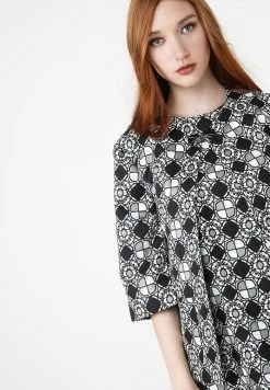 Madam-T Blouson Bomber - Schwarz-weiss -Madam-T Soldes 2022 7621d61df6384b09b2804e22a587f49d