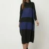 Madam-T Robe Pull - Schwarz Indigo