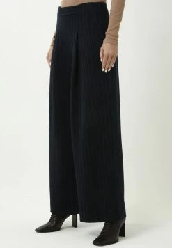 Madam-T DOKKOTA - Pantalon Classique - Black Denim -Madam-T Soldes 2022 7b858f9f739a47a3ae7625e535c142c3