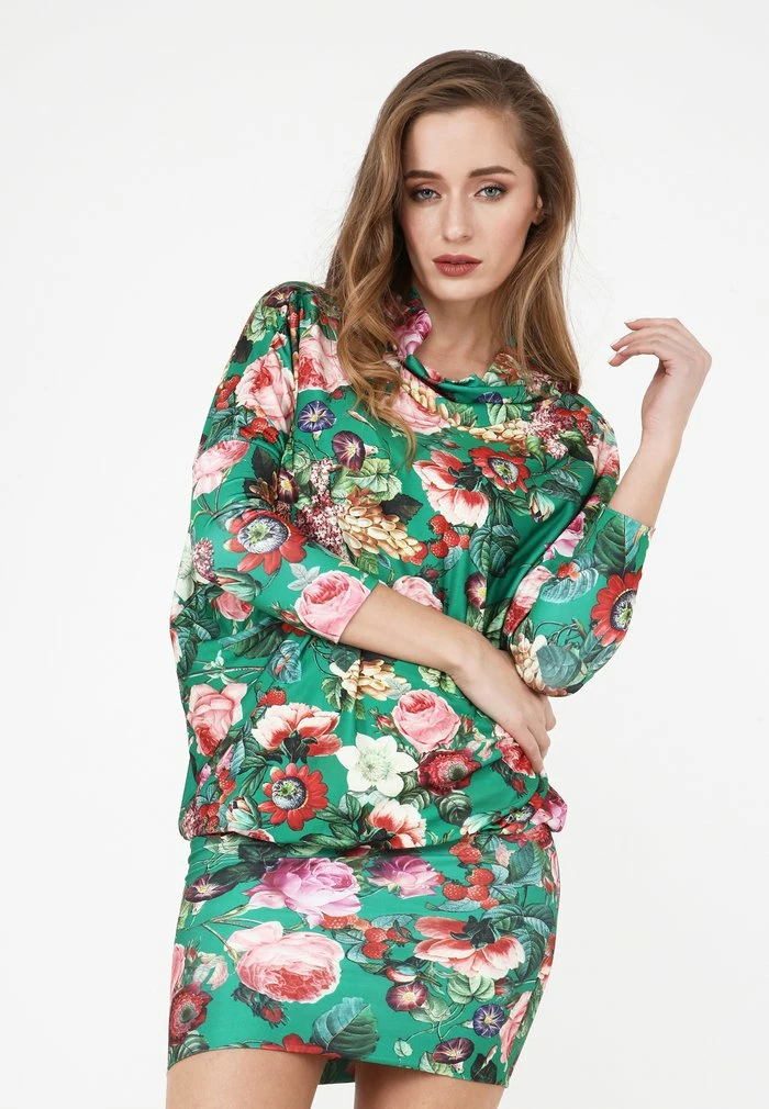 Madam-T AZARINA - Robe De Jour - Grün/ Pink 1 Madam-T AZARINA - Robe De Jour - Grün/ Pink