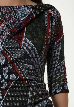 Madam-T PIHTA - Robe Fourreau - Khaki, Rot 11 Madam-T PIHTA - Robe Fourreau - Khaki, Rot -Madam-T Soldes 2022 80903b960d83499591286b119fa978dc