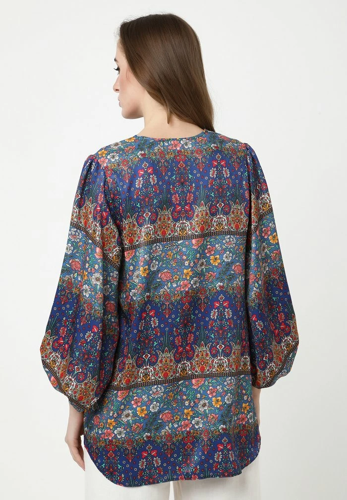 Madam-T EUSTACE - Blouse - Blau Rot 3 Madam-T EUSTACE - Blouse - Blau Rot – Image 3