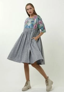 Madam-T KLEID OFELIA - Robe Fourreau - Grau -Madam-T Soldes 2022 85efda074d524481a4cfc301e768b8df