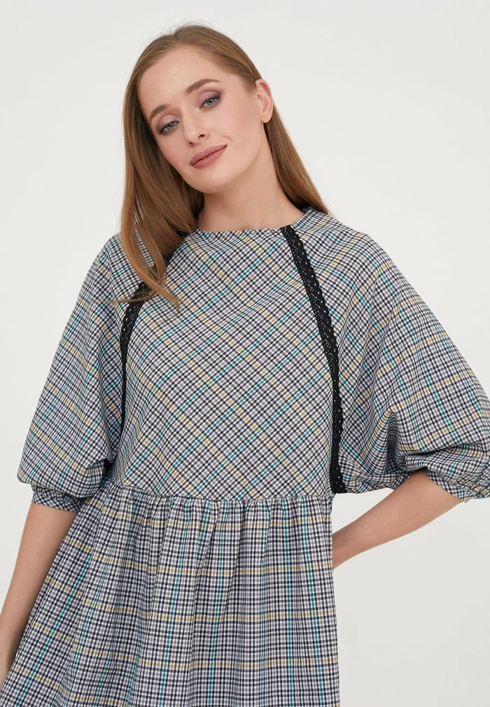 Madam-T ADAMASA - Robe De Jour - Grau Gelb 5 Madam-T ADAMASA - Robe De Jour - Grau Gelb – Image 5