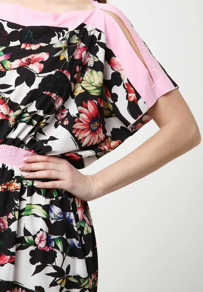 Madam-T TSURUMI - Robe Longue - Weiß, Schwarz 4 Madam-T TSURUMI - Robe Longue - Weiß, Schwarz – Image 4