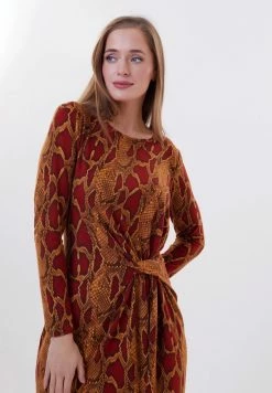 Madam-T LENIA - Robe Fourreau - Immigrant Rot -Madam-T Soldes 2022 8b7d4fdaa2d142e4b9b2222930d428a6