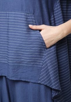 Madam-T KIRA - Tunique - Blau/weiß -Madam-T Soldes 2022 8cf36c64e1164f39af81c9170cddd69b