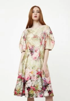 Madam-T Robe De Jour - Olive, Pink