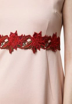 Madam-T ELONI - Robe En Jersey - Pfirsich -Madam-T Soldes 2022 90fad44768b244369b618d85974376cd