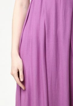 Madam-T SOMMER - Robe Longue - Lila -Madam-T Soldes 2022 956829fc69d84f3b8d25ca07e702d7a7