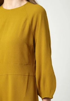 Madam-T CHARLOTTA - Robe Fourreau - Senf 14 Madam-T CHARLOTTA - Robe Fourreau - Senf -Madam-T Soldes 2022 98a49fdcfe5f4428b937cd2d74a3d35c