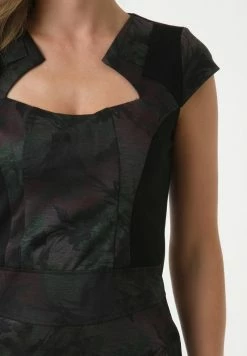 Madam-T ABINA - Robe Fourreau - Grün/pflaume -Madam-T Soldes 2022 996b4d030ae64be5b13962420294990a