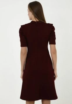 Madam-T BRENTA - Robe De Soirée - Weinrot -Madam-T Soldes 2022 9d8a51799c614b27b34199811442f157