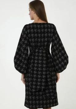 Madam-T ULANA - Robe De Jour - Schwarz/weiß -Madam-T Soldes 2022 9db7145e7525433980cf700431dfc6dc