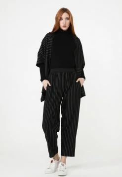 Madam-T Pantalon Classique - Schwarz -Madam-T Soldes 2022 9faf9d310c864089af1278353e0987bf