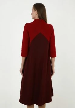 Madam-T Robe Pull - Rot Weinrot -Madam-T Soldes 2022 a411b493de5b4f6bb5f3c447436e5b07