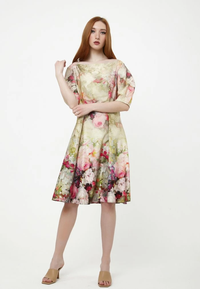 Madam-T Robe De Jour - Olive, Pink 4 Madam-T Robe De Jour - Olive, Pink – Image 4