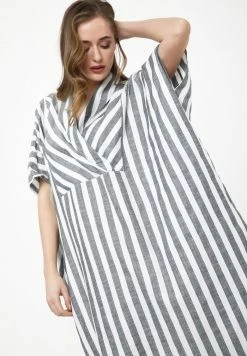 Madam-T KORNA - Robe Longue - Schwarz/weiß -Madam-T Soldes 2022 a7901637e196441191653fc8c36df8d9