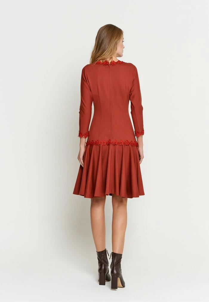 Madam-T SAMARA - Robe De Jour - Terrakotta 3 Madam-T SAMARA - Robe De Jour - Terrakotta – Image 3