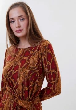 Madam-T LENIA - Robe Fourreau - Immigrant Rot -Madam-T Soldes 2022 aa7ec568b9b2448b9db0854a9b0066b2