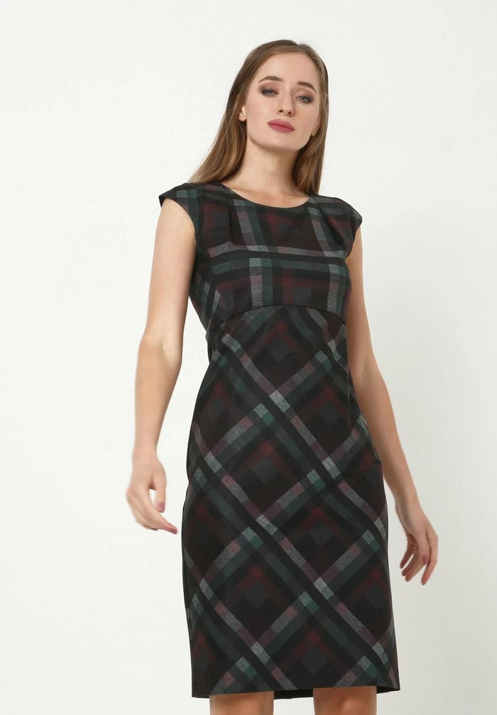 Madam-T MUTALA - Robe Fourreau - Pflaume Grün 1 Madam-T MUTALA - Robe Fourreau - Pflaume Grün