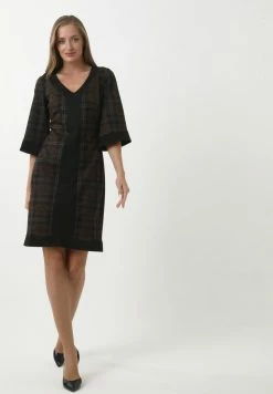 Madam-T REINA - Robe Fourreau - Schwarz/senf -Madam-T Soldes 2022 abc65ed64fc44a978e2aed06ccfad151