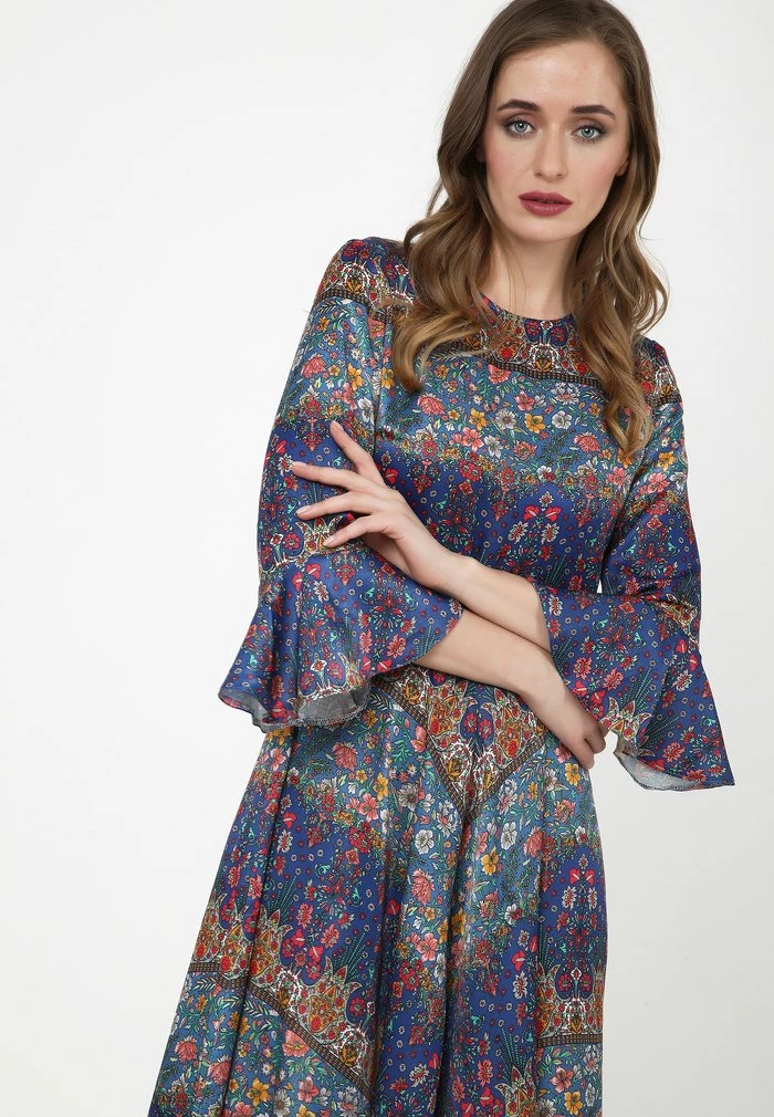 Madam-T JULIETTE - Robe De Jour - Blau, Rot 5 Madam-T JULIETTE - Robe De Jour - Blau, Rot – Image 5