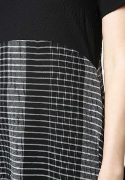 Madam-T NIGDA - Robe De Jour - Schwarz, Weiß -Madam-T Soldes 2022 b32d85d524e64102af9549eb4a818856