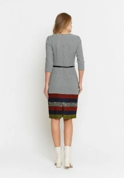 Madam-T TROPICANA - Robe Fourreau - Grau, Rot -Madam-T Soldes 2022 b62895f7c39645baab056d2411bbe192