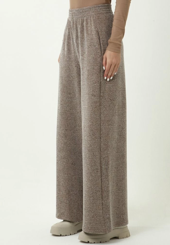 Madam-T NOVARA - Pantalon Classique - Schwarz/ Senf 6 Madam-T NOVARA - Pantalon Classique - Schwarz/ Senf – Image 6