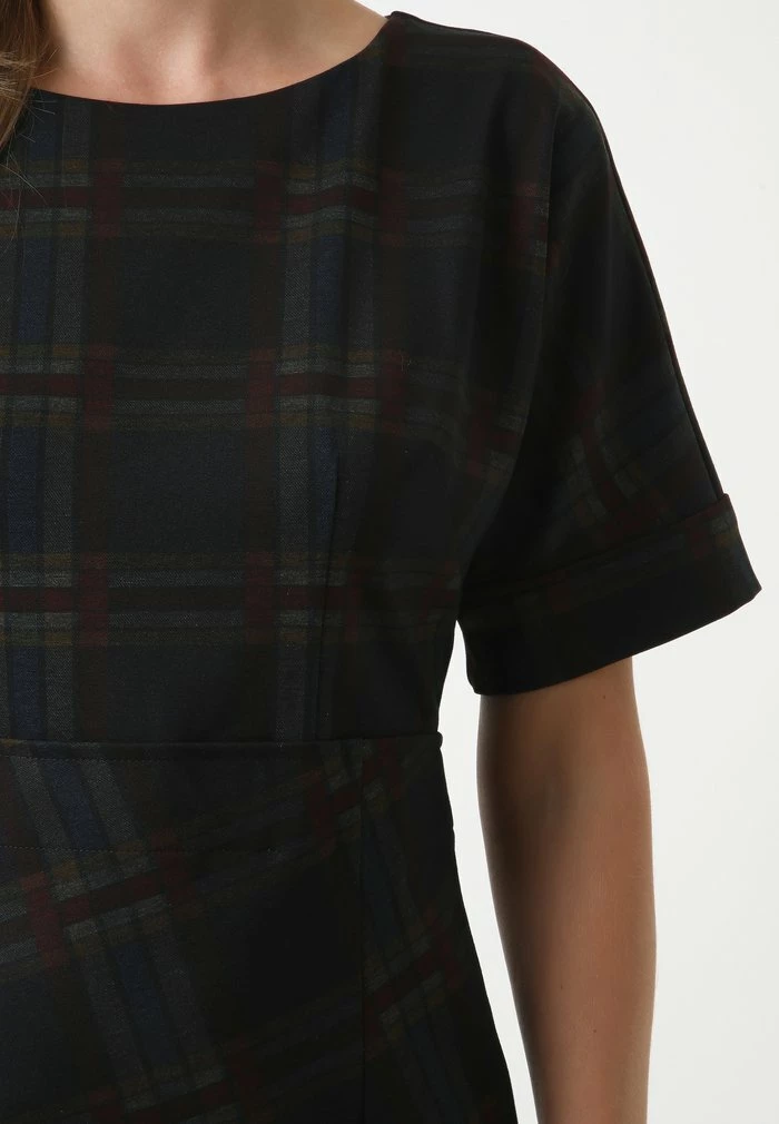 Madam-T Robe Fourreau - Blue Denim 7 Madam-T Robe Fourreau - Blue Denim – Image 7