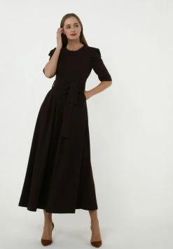 Madam-T ANGE - Robe Longue - Braun -Madam-T Soldes 2022 b91435aa7623422885d64c609140b7c0