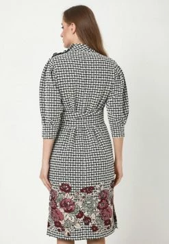 Madam-T Robe Fourreau - Weiß, Schwarz 8 Madam-T Robe Fourreau - Weiß, Schwarz -Madam-T Soldes 2022 ba0541ef5b0f4baf95e0f47b9c541bba