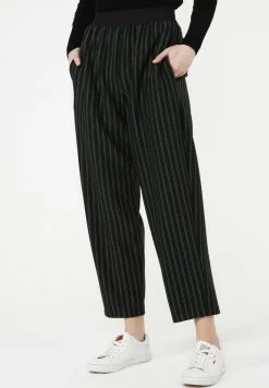 Madam-T Pantalon Classique - Grün