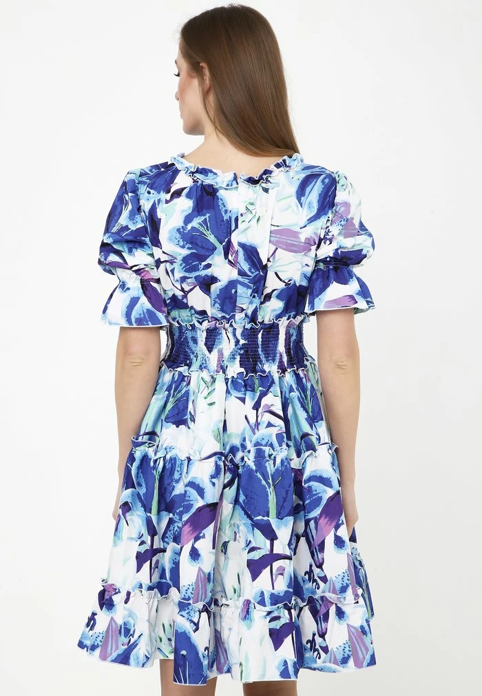 Madam-T Robe De Jour - Weiß Kornblumenblau 4 Madam-T Robe De Jour - Weiß Kornblumenblau – Image 4