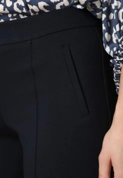 Madam-T NERA - Chino - Blau -Madam-T Soldes 2022 c8cc0a5055d5468288118ad1e0d8debc