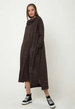 Madam-T ADELINARA - Robe Pull - Braun