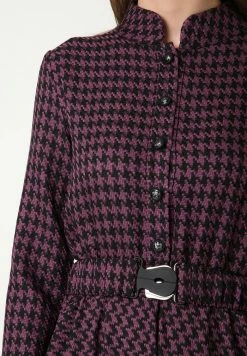 Madam-T ALLTAGS EVELINA - Robe Longue - Lila 15 Madam-T ALLTAGS EVELINA - Robe Longue - Lila -Madam-T Soldes 2022 ca0ba72dc0f34a2794933a7063ac75ba